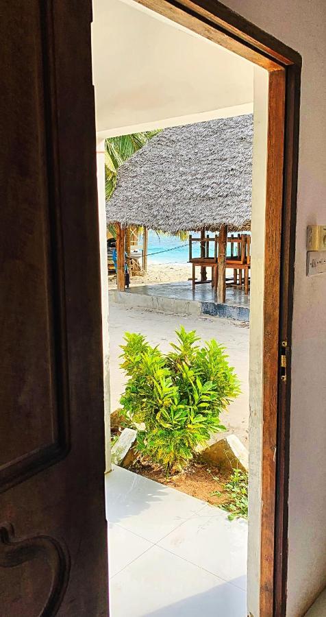 Hotel Zava Nungwi Esterno foto
